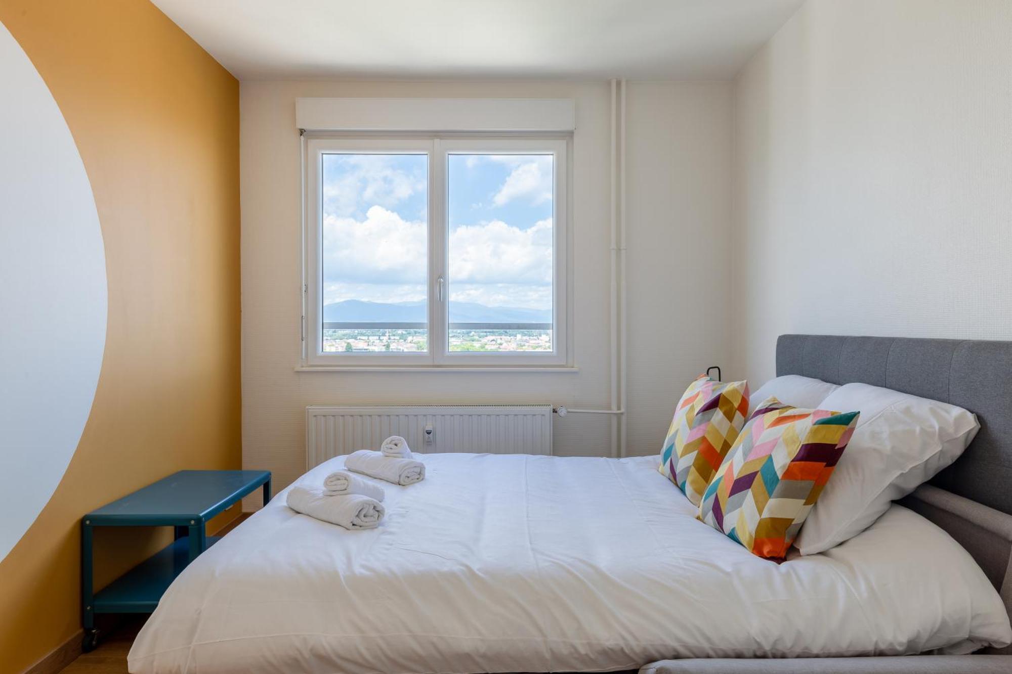 Travel Homes - Wilnest, Nested With A View Мюлуз Екстериор снимка